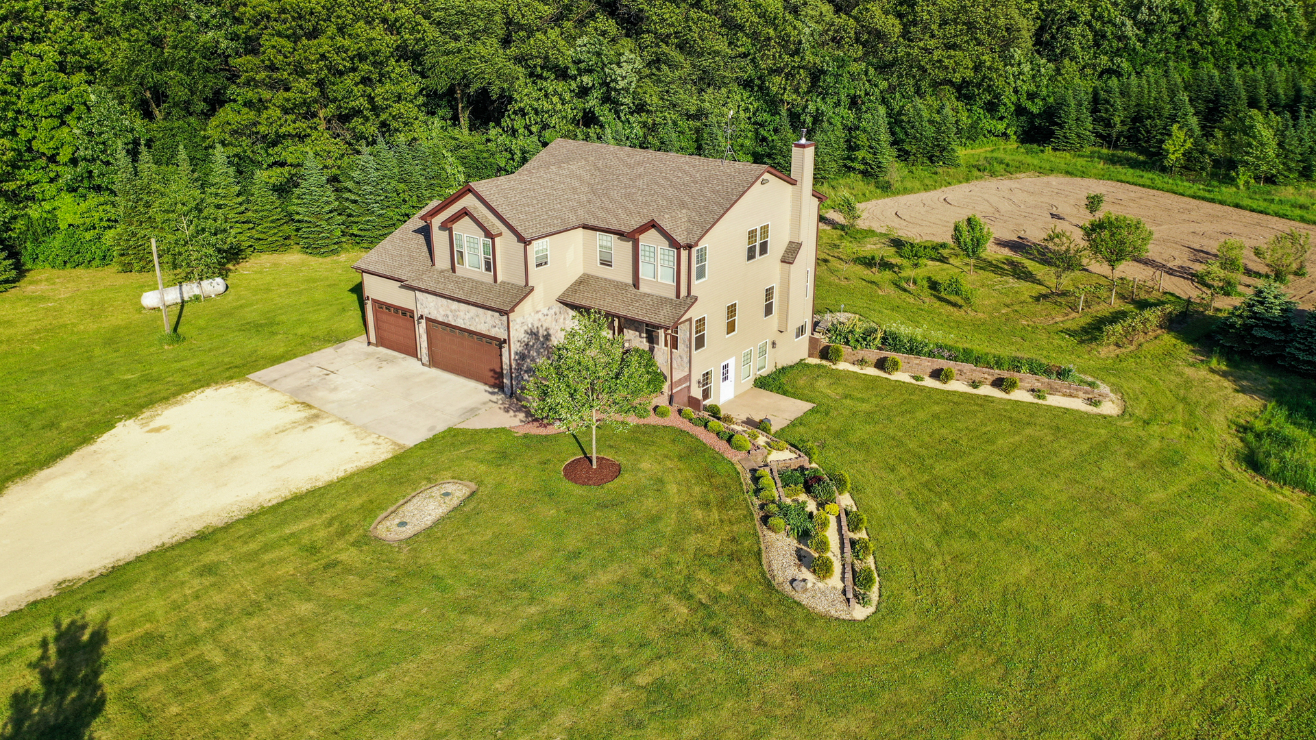 17535 Burr Oak Road Capron, IL 61012 - Photo 2 of 44