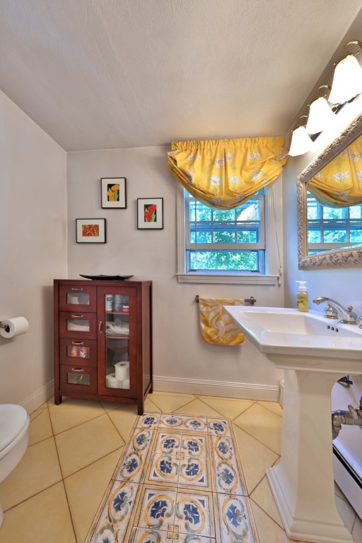 215 Stow Road Harvard, MA 01451 - Photo 11 of 23