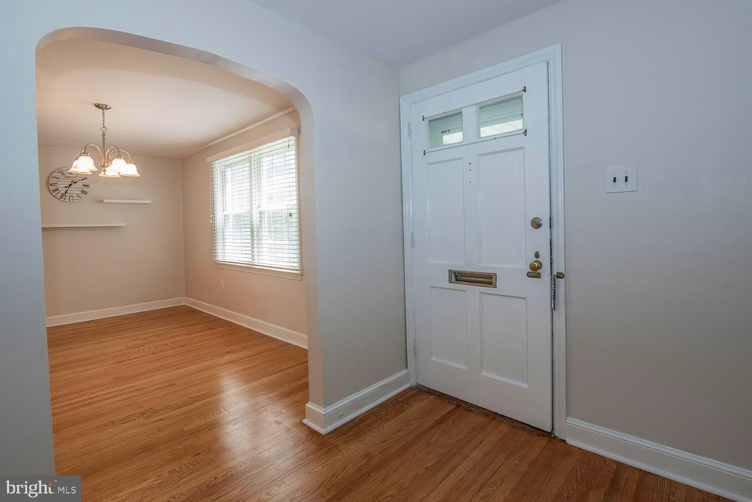 208 Pine Ridge Road Havertown, PA 19083 - Photo 3 of 43 Foyer