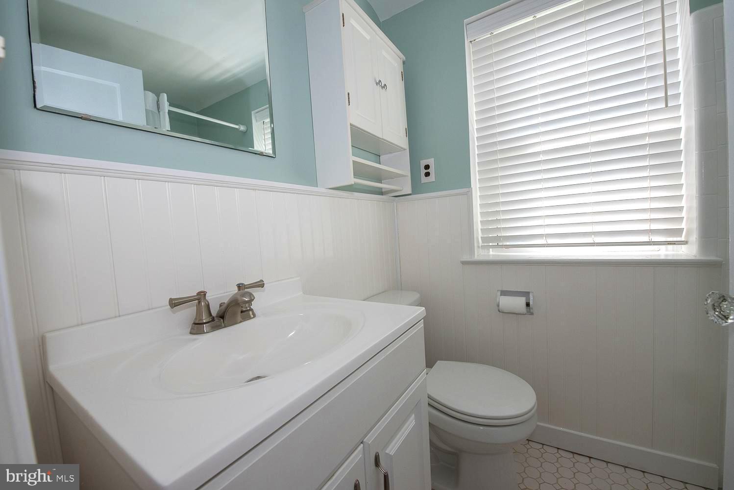 208 Pine Ridge Road Havertown, PA 19083 - Photo 23 of 43 Bathroom View