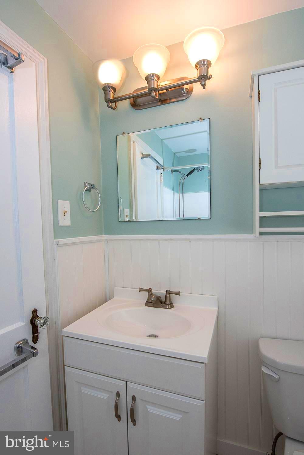 208 Pine Ridge Road Havertown, PA 19083 - Photo 24 of 43 Additional Bathroom View