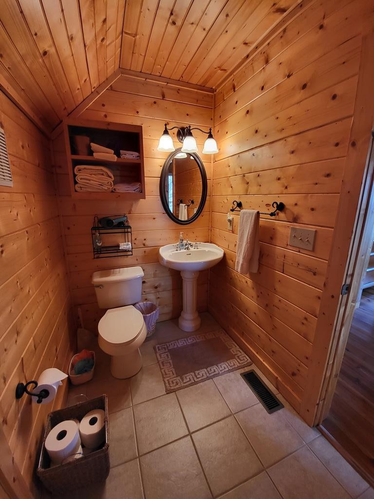 2424 Walnut Ridge Way, Unit THEREALMCCOY Sevierville, TN 37862 - Photo 24 of 42 Gallery Image 24