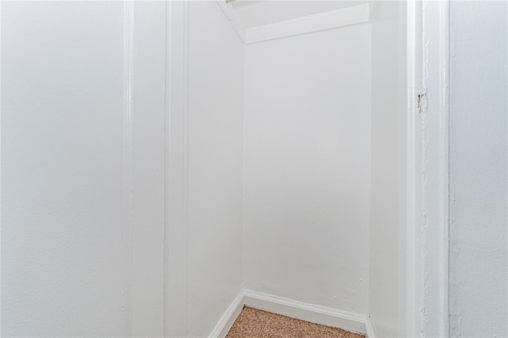 20 89th Street, Unit 3A Brooklyn, NY 11209 - Photo 11 of 18 a small space