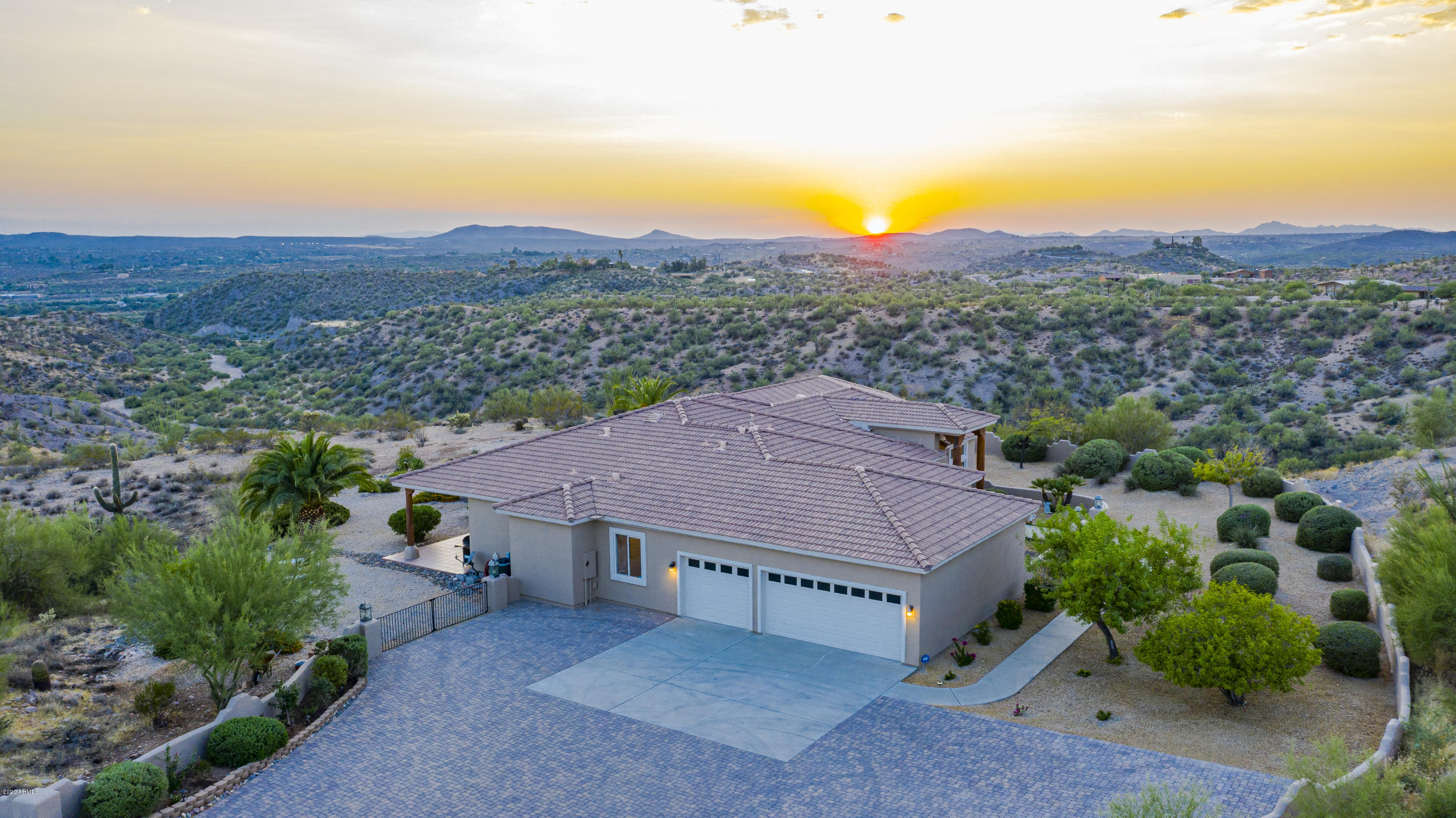 55955 Stonehedge Ranch Road Wickenburg, AZ 85390 - Photo 17 of 55 Nora Homes00019