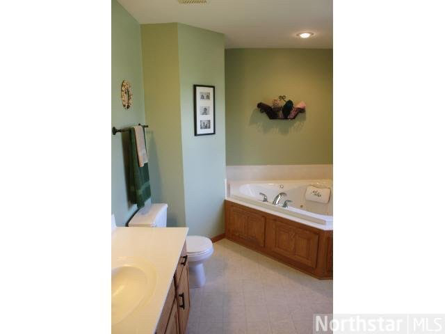 7006 Cambridge Road Shakopee, MN 55379 - Photo 12 of 15