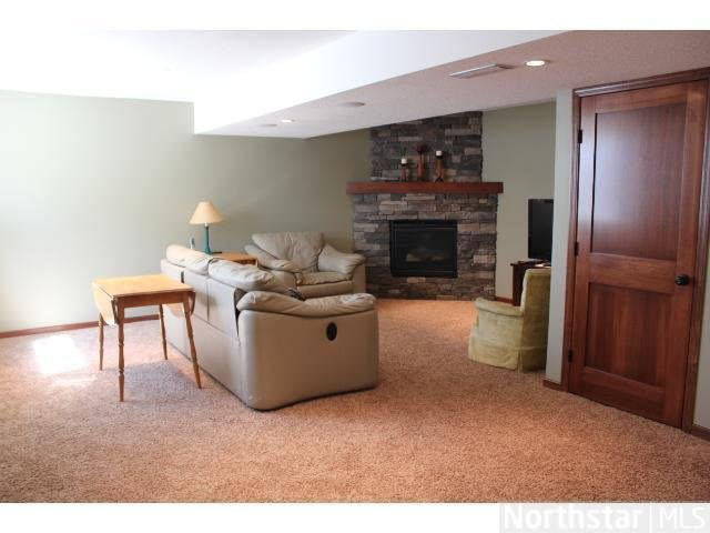 7006 Cambridge Road Shakopee, MN 55379 - Photo 8 of 15