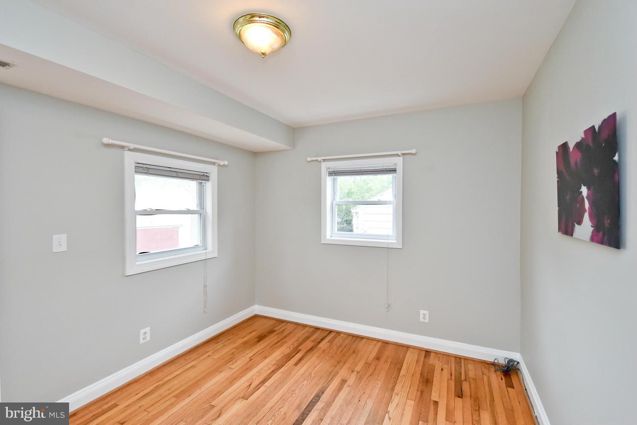 2910 Weisman Road Silver Spring, MD 20902 - Photo 10 of 29 Bedroom