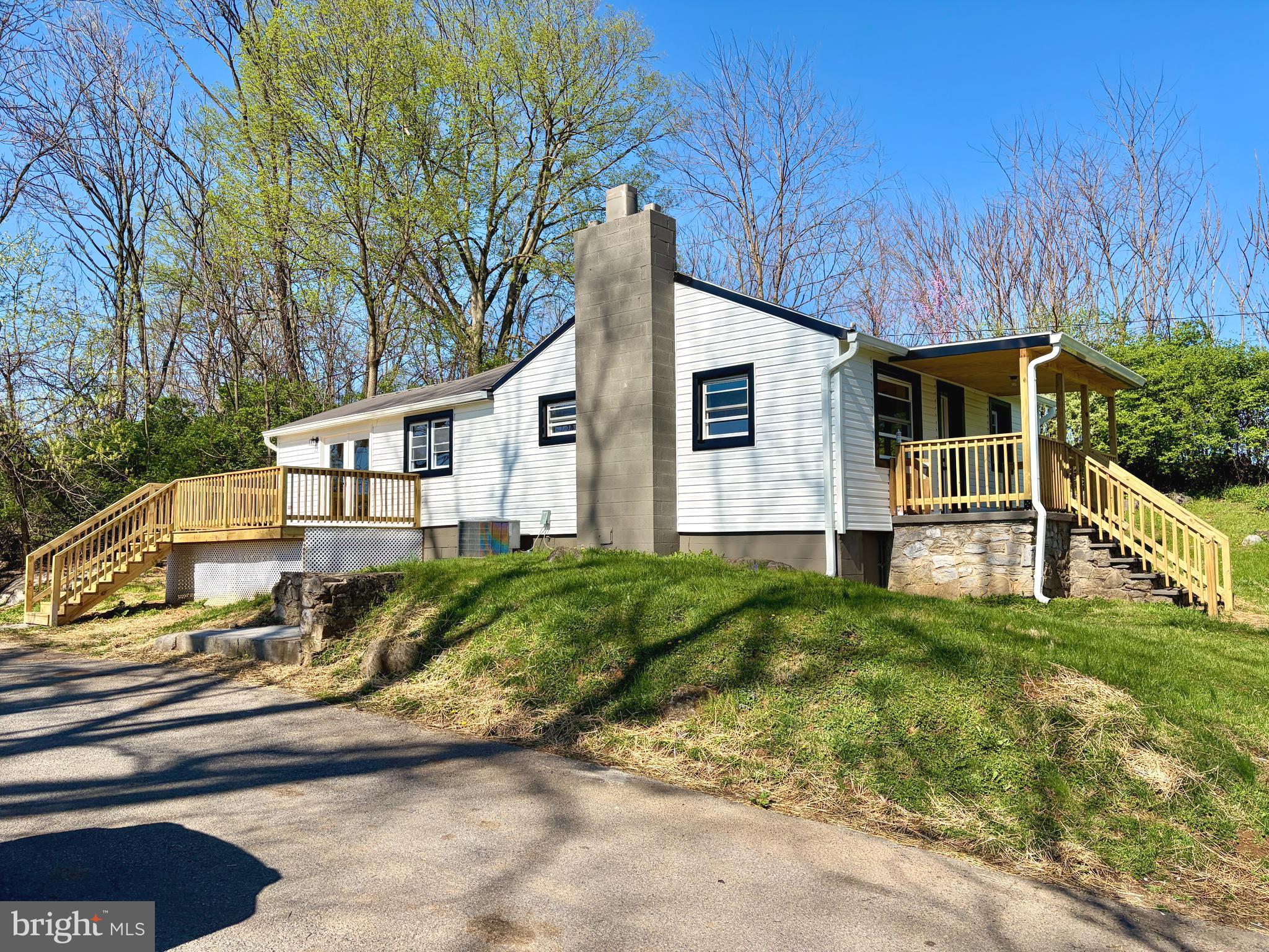 2504 Little Georgetown Road Hedgesville, WV 25427 - Photo 1 of 19 Side of home