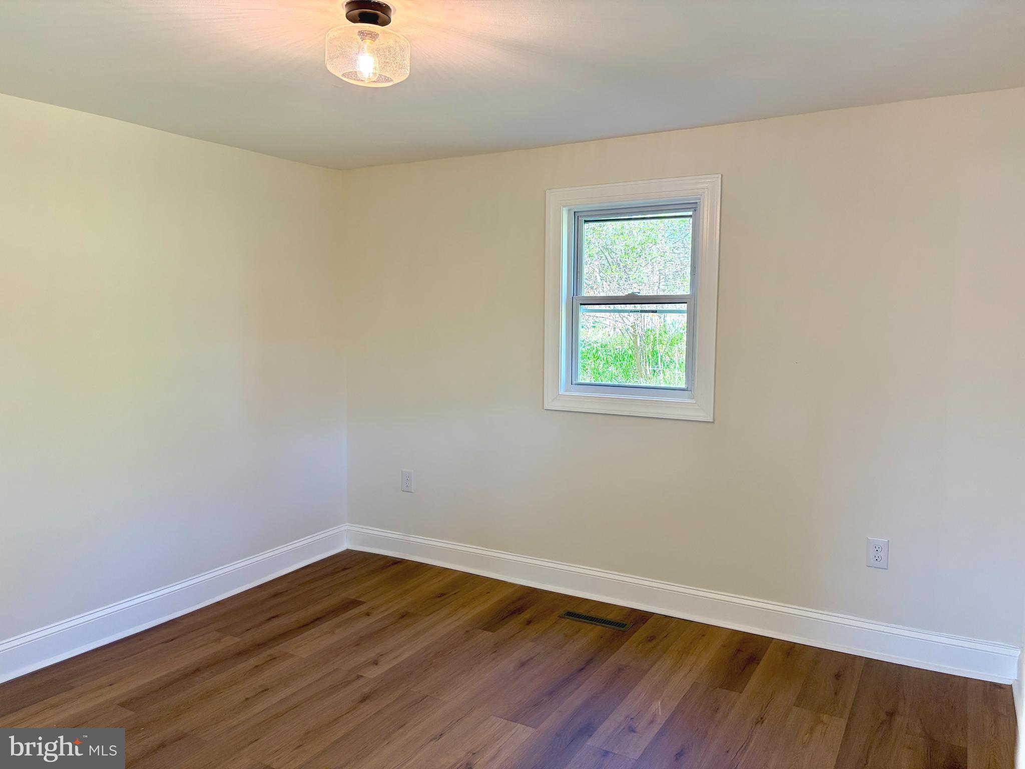 2504 Little Georgetown Road Hedgesville, WV 25427 - Photo 14 of 19 Bedroom 1