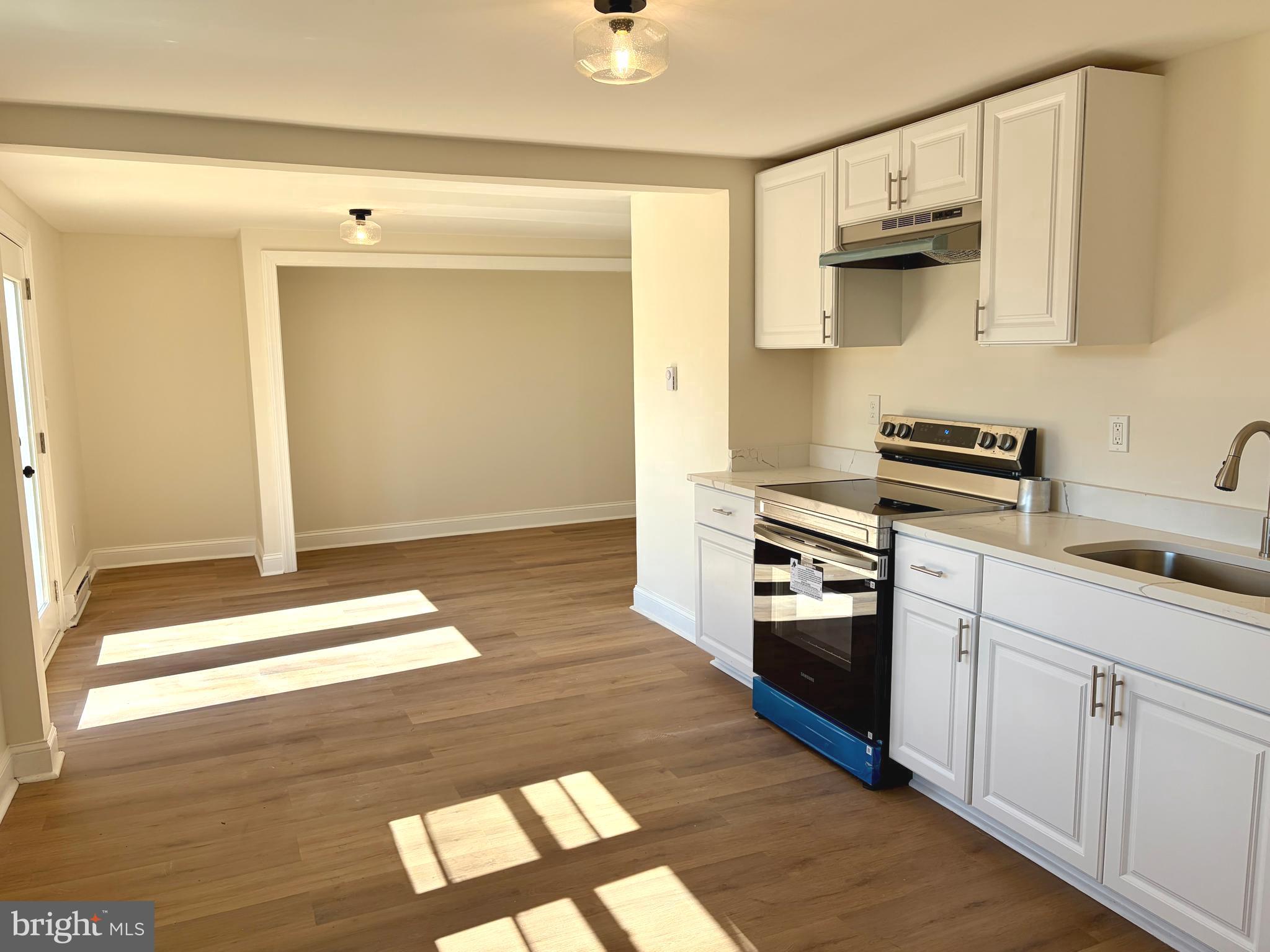 2504 Little Georgetown Road Hedgesville, WV 25427 - Photo 8 of 19 Kitchen/Dining