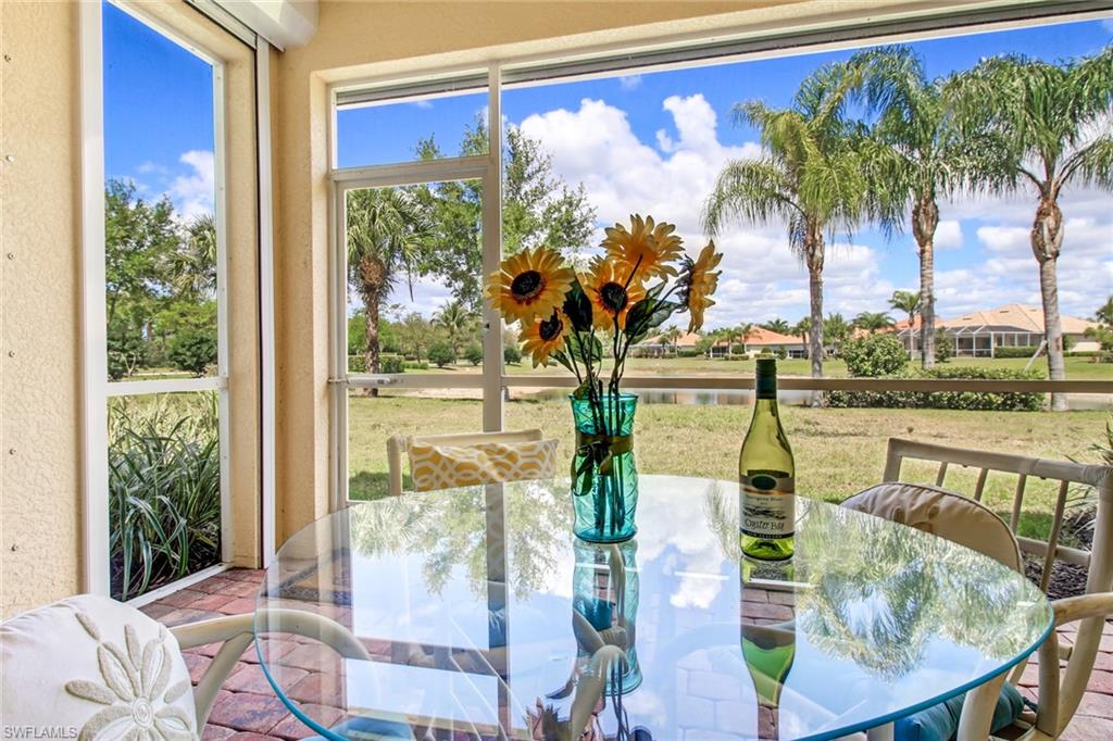beautiful lake view from your screened in lanai 