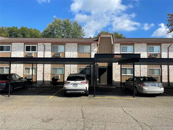 $1,449 | 7550 Woodview Street, Unit 3, Westland, MI 48185