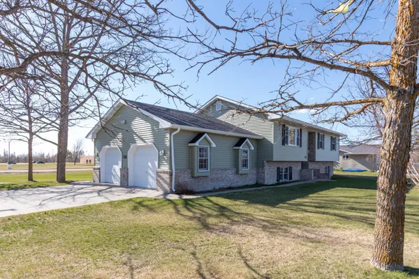 $309,000 | 501 Lake Avenue Northeast, Bemidji, MN 56601