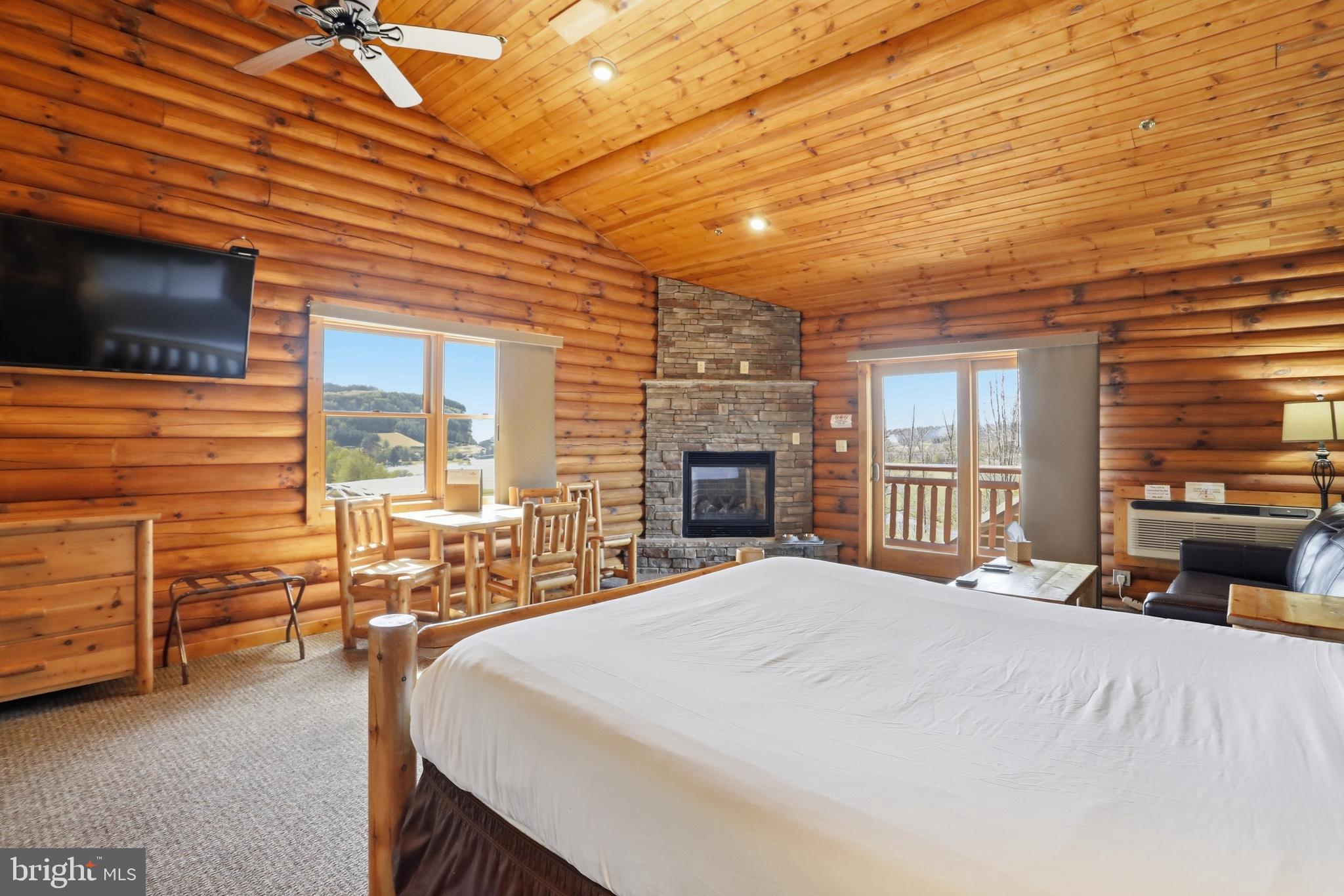 161 Cabin Lodge Road McHenry, MD 21541 - Photo 6 of 27