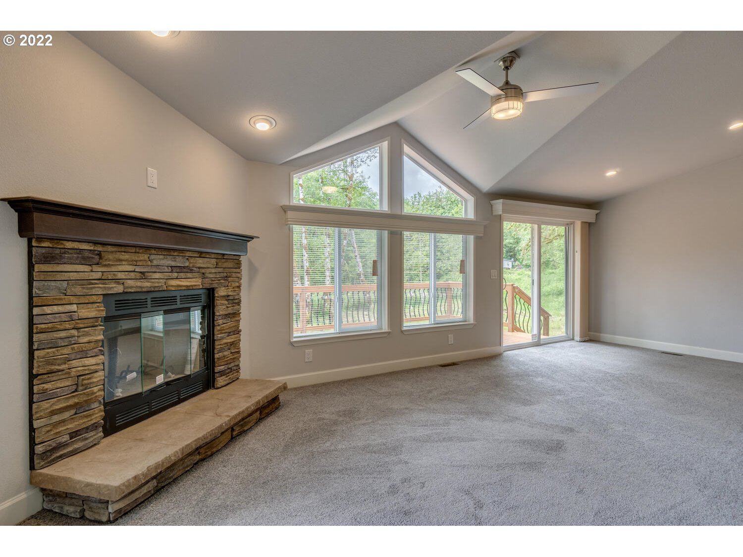 1957 Abernathy Creek Road Longview, WA 98632 - Photo 6 of 25 Great Room