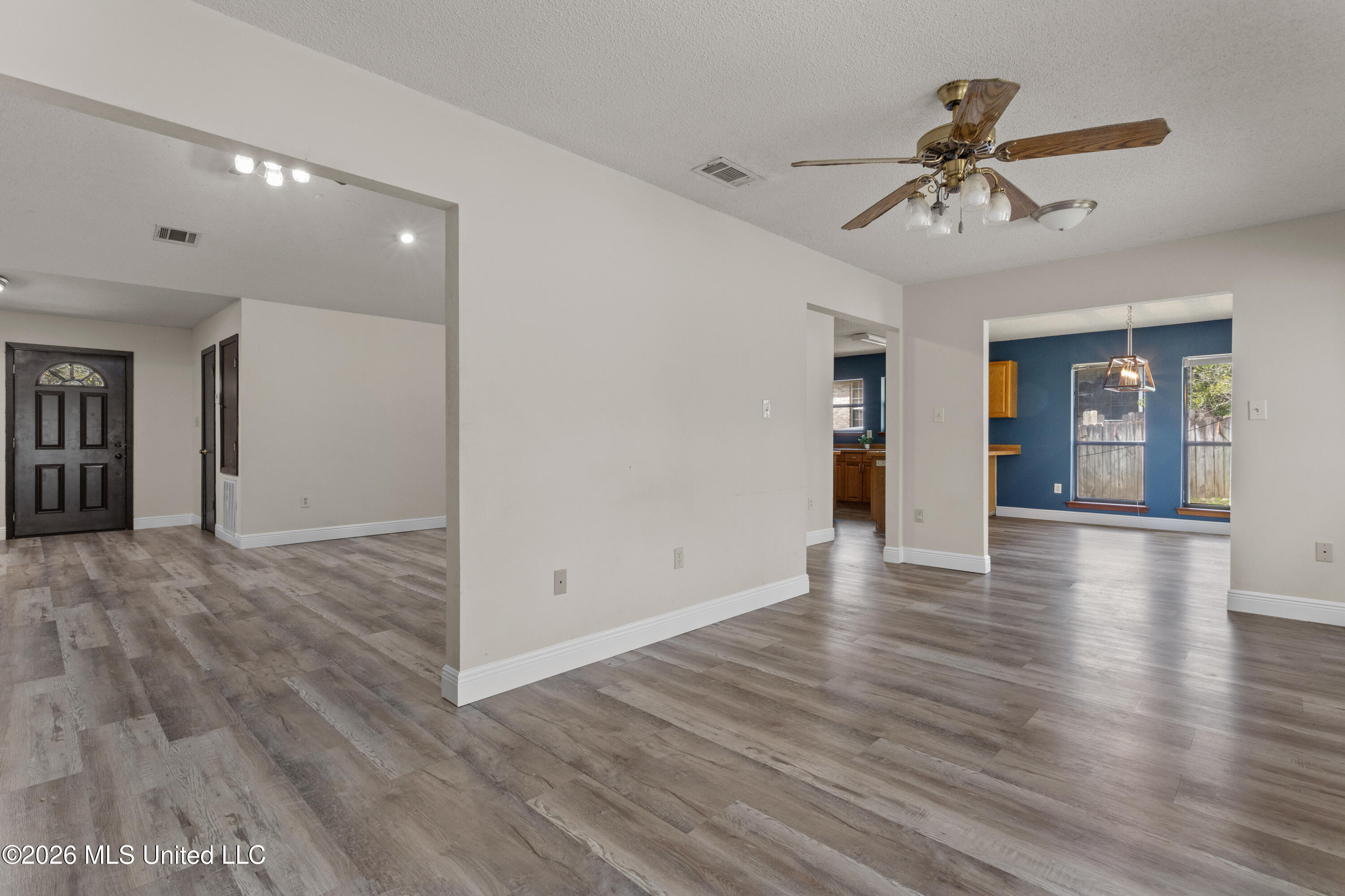 6418 Apelehama Road Diamondhead, MS 39525 - Photo 10 of 30 0013