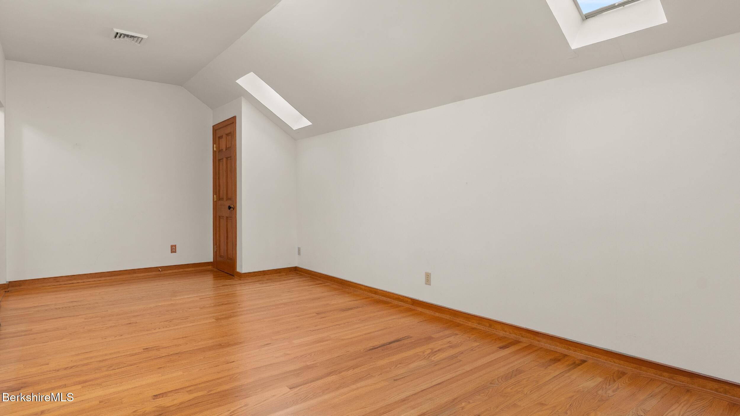 765 Canaan Road Richmond, MA 01254 - Photo 39 of 78 Bedroom w/En Suite