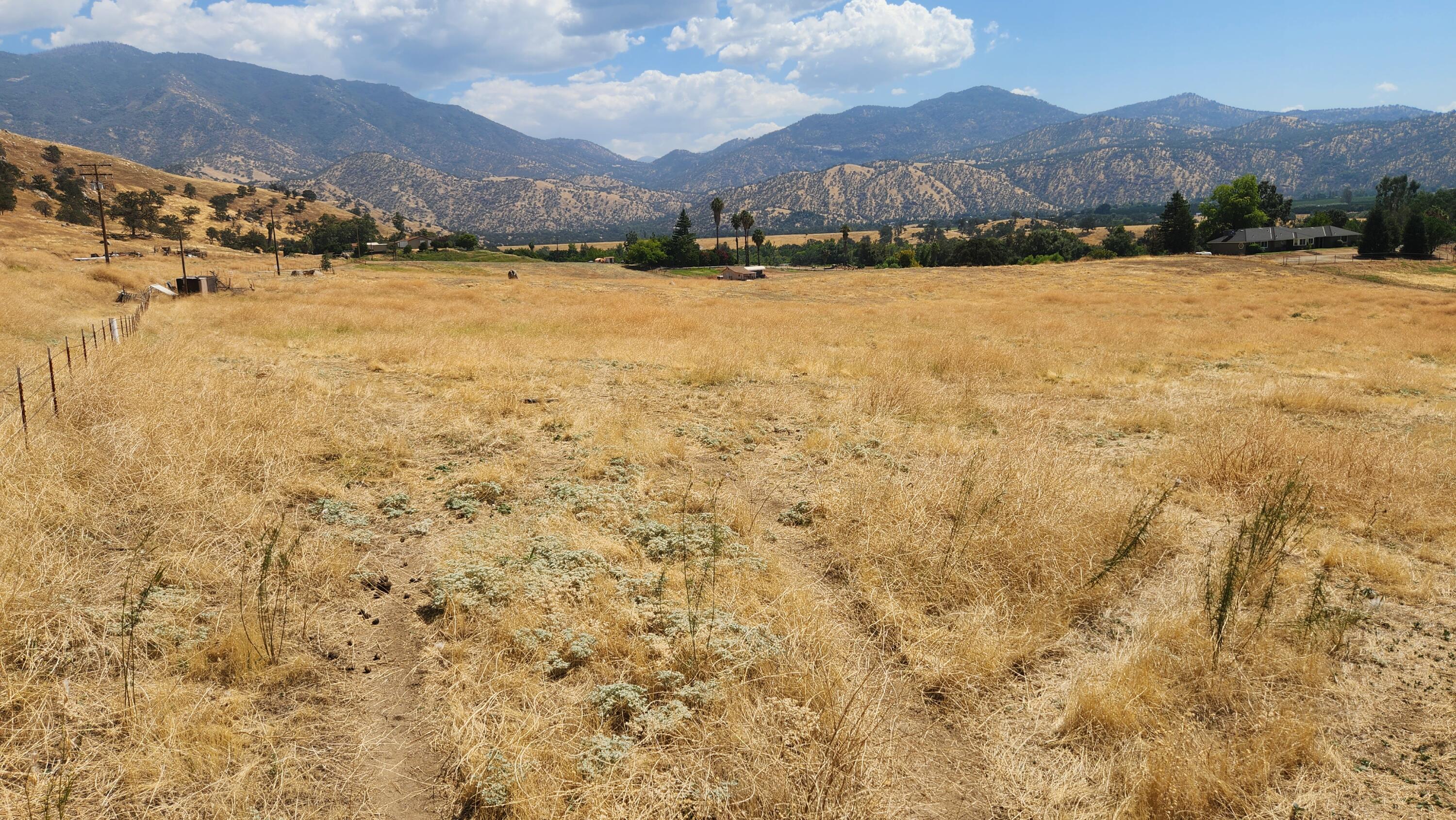 190 (7.55 Ac) Springville, CA 93265 - Photo 10 of 12 a view of an ocean and a mountain