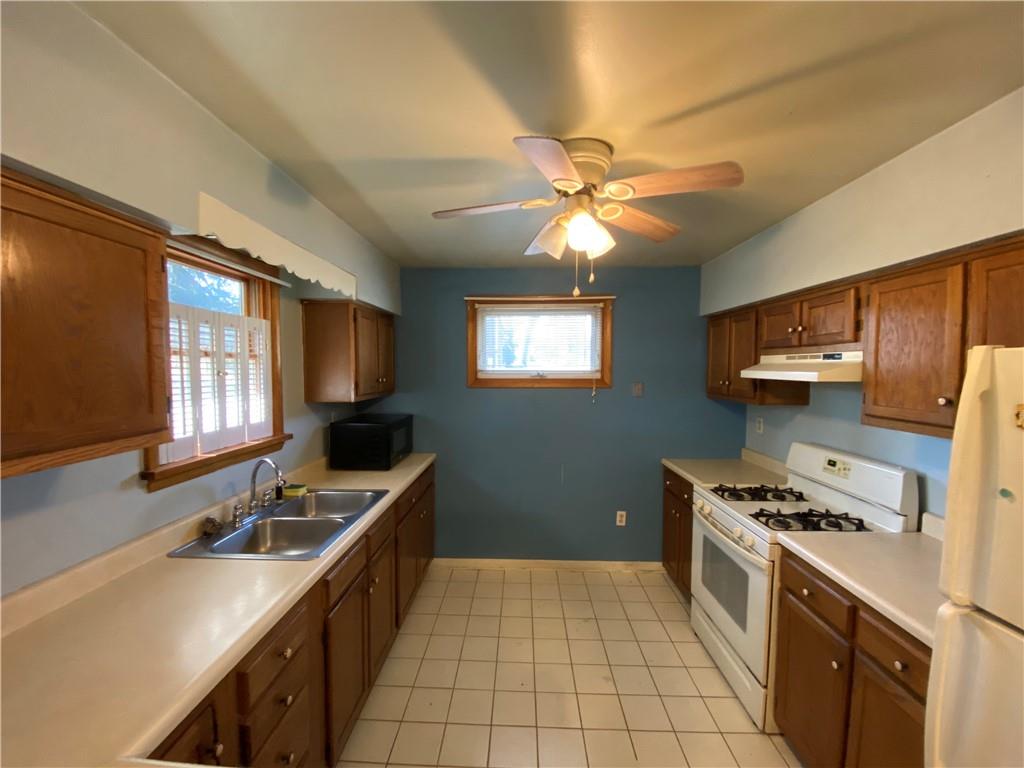 1018 Monaca Road Monaca, PA 15061 - Photo 3 of 25 Gallery Image 3