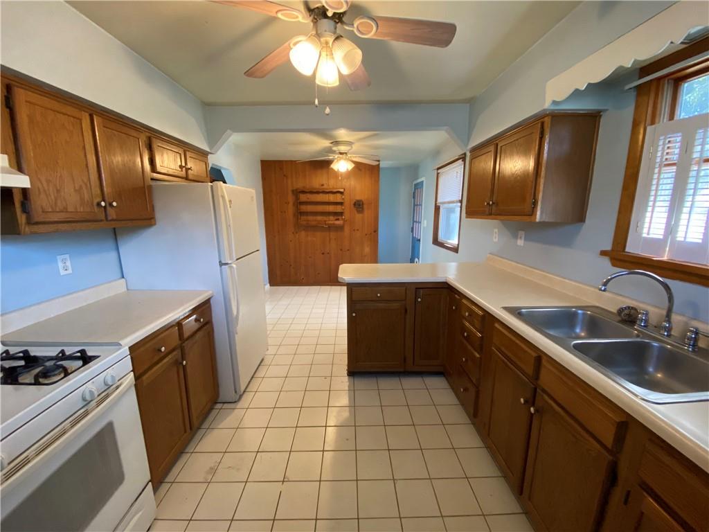 1018 Monaca Road Monaca, PA 15061 - Photo 5 of 25 Gallery Image 5