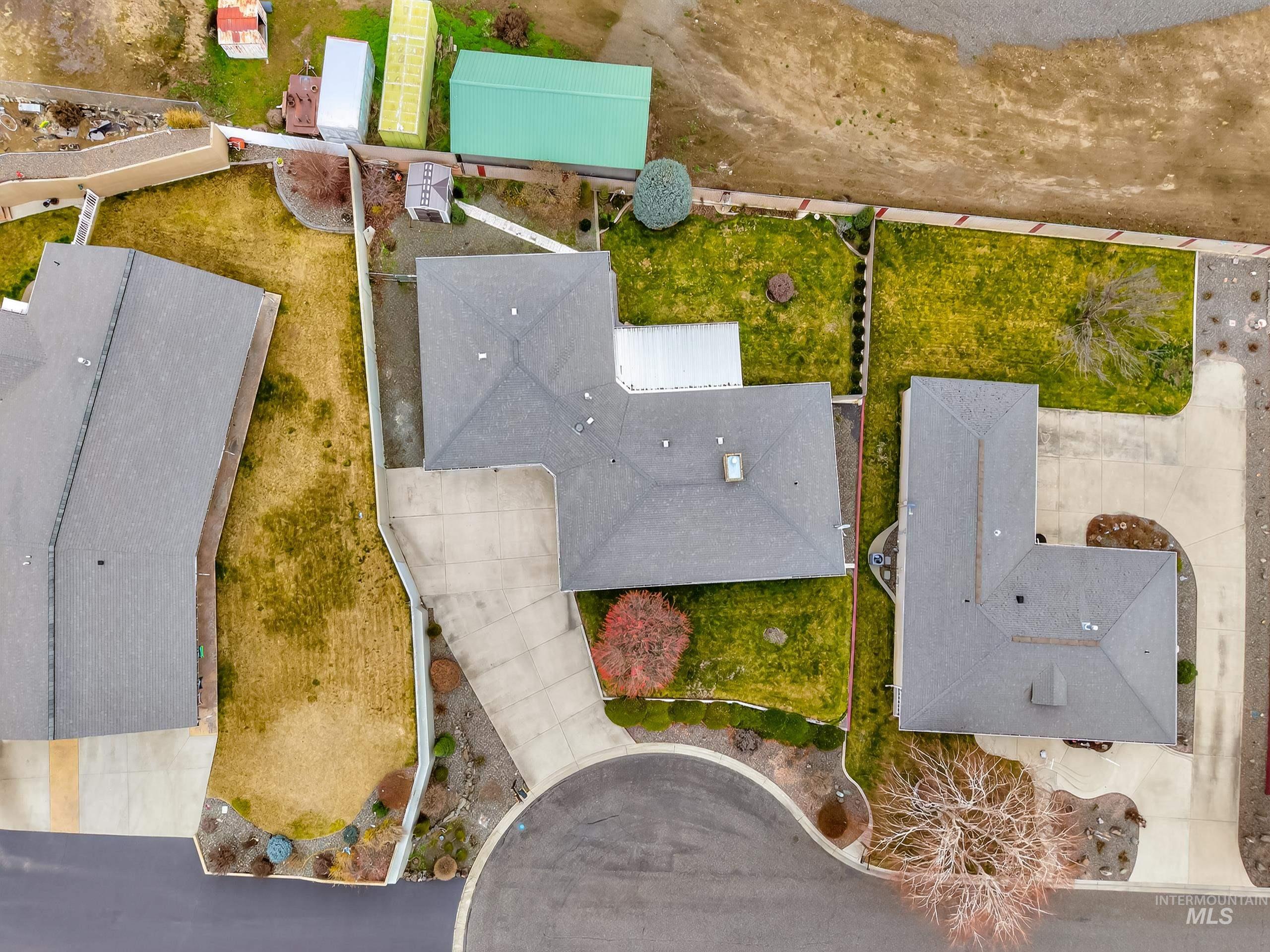 1324 Setlow Court Clarkston, WA 99403 - Photo 42 of 49 Aerial perspective of suburban area