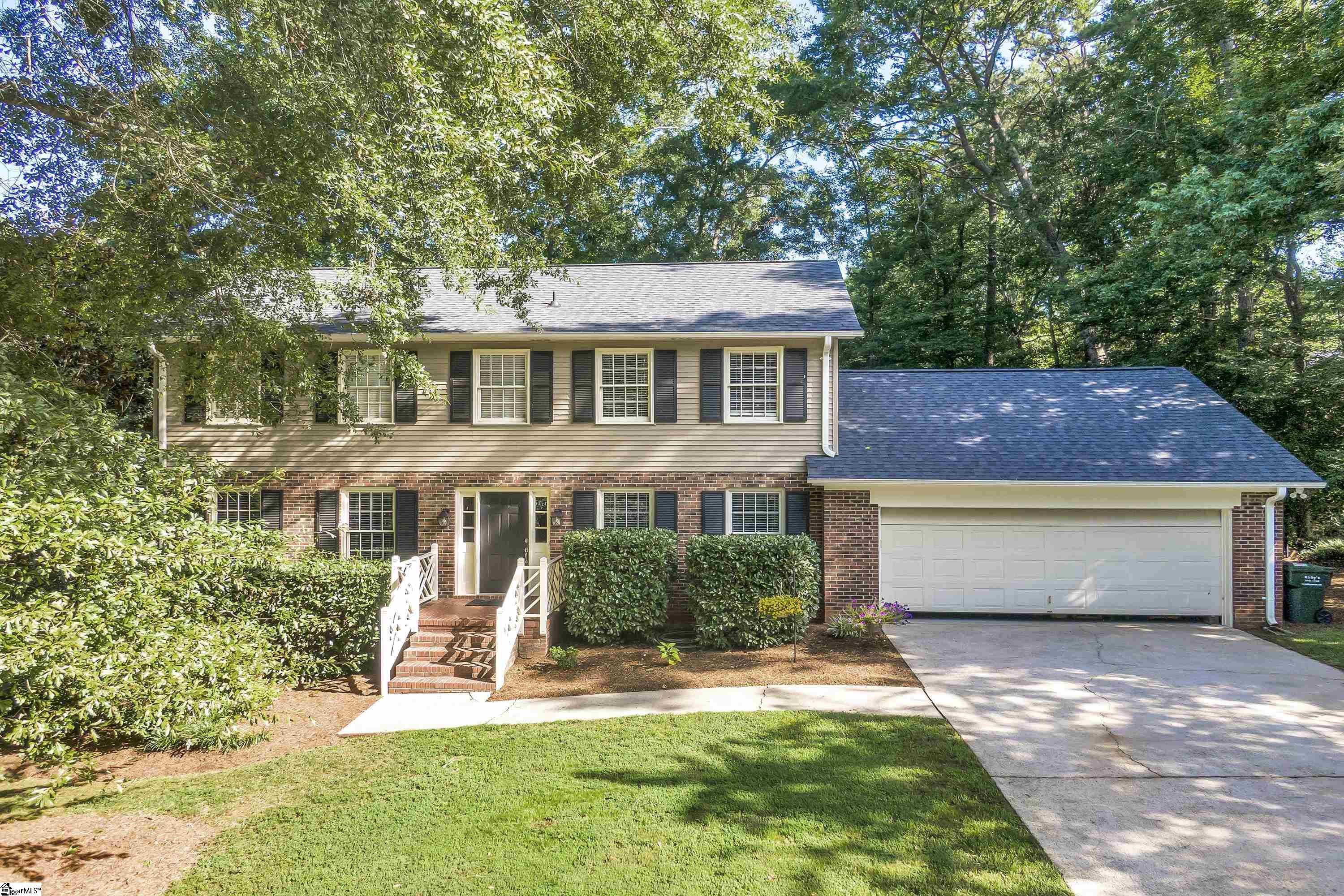 202 Oak Ridge Court Greer, SC 29650 - Photo 1 of 35 Gallery Image 1