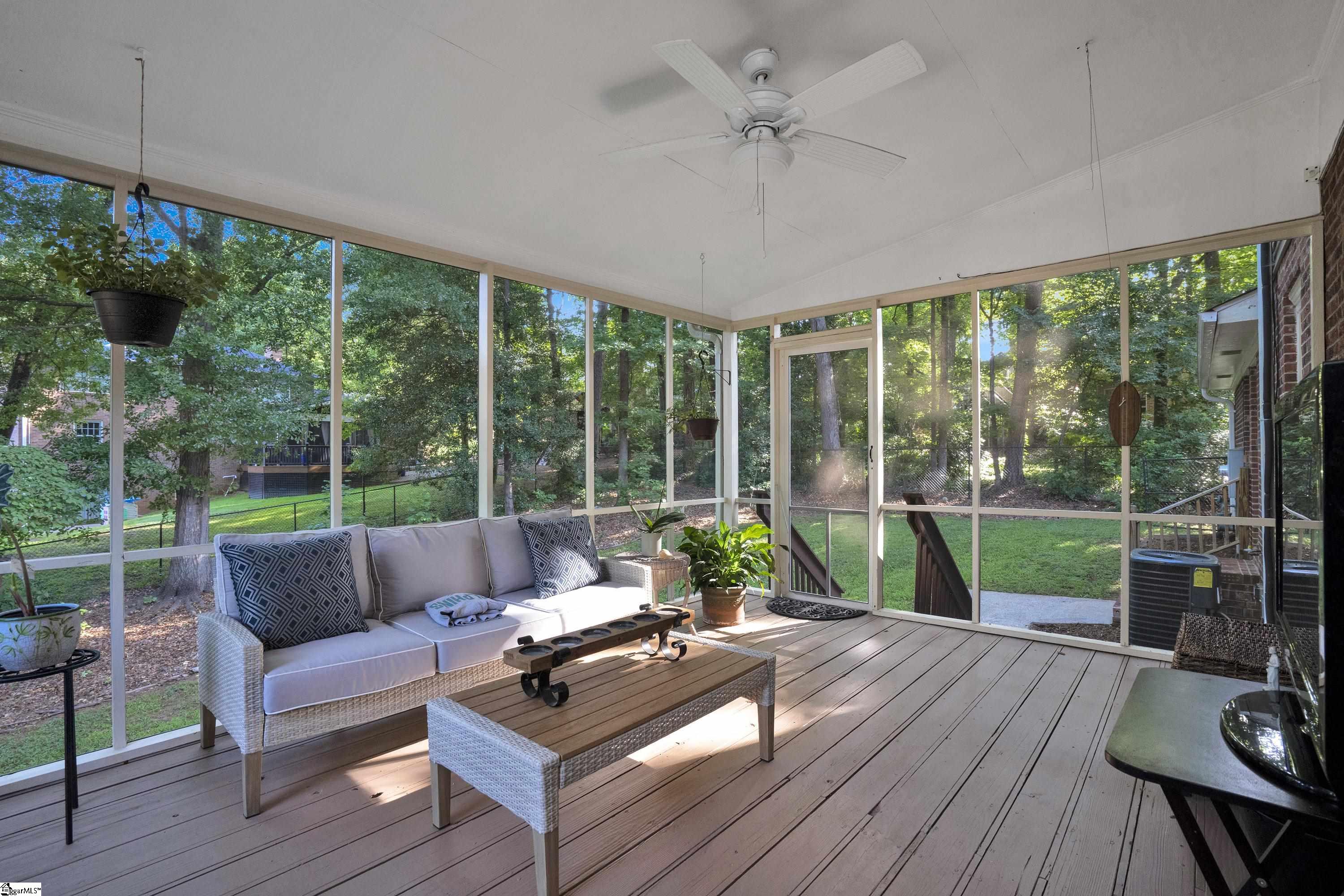 202 Oak Ridge Court Greer, SC 29650 - Photo 26 of 35 Gallery Image 26