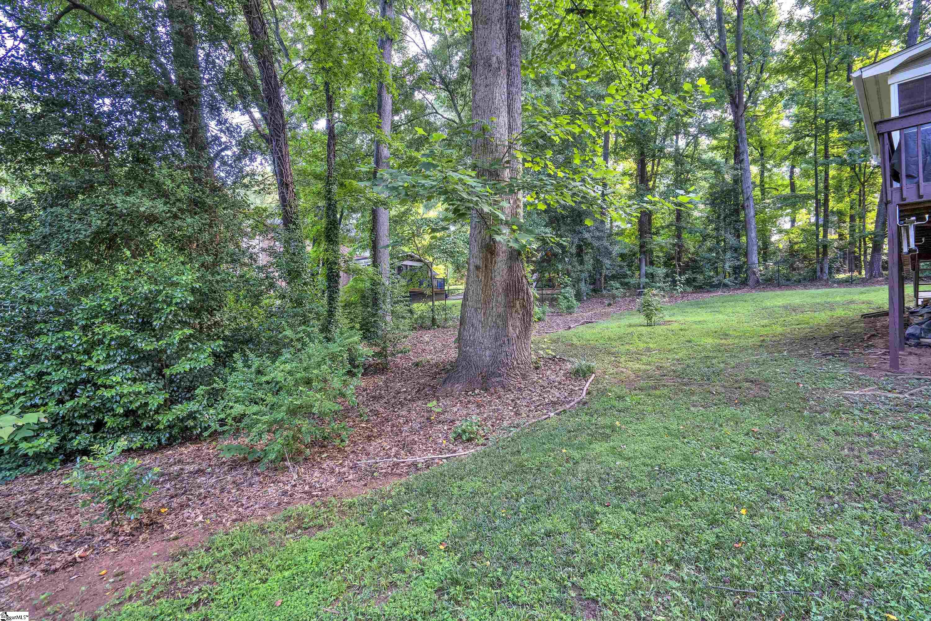202 Oak Ridge Court Greer, SC 29650 - Photo 30 of 35 Gallery Image 30