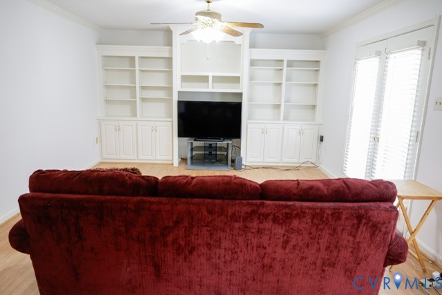10 Rhodes Lane Cartersville, VA 23027 - Photo 7 of 16 Living room featuring light wood-style flooring, c
