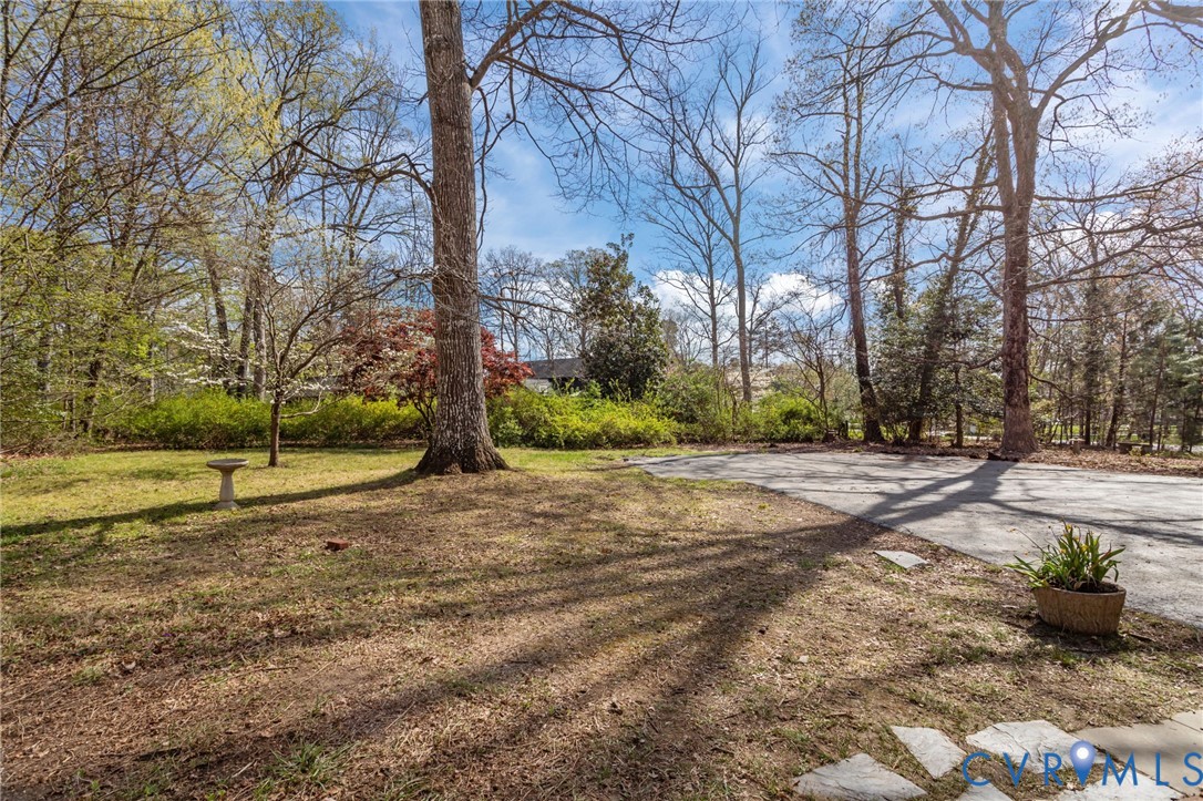 13311 Glendower Road Midlothian, VA 23113 - Photo 32 of 42 Gallery Image 32