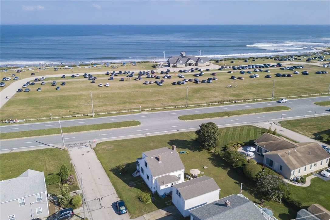 2 Elizabeth Road Narragansett, RI 02882 - Photo 2 of 38 Scarborough Beach Narragansett