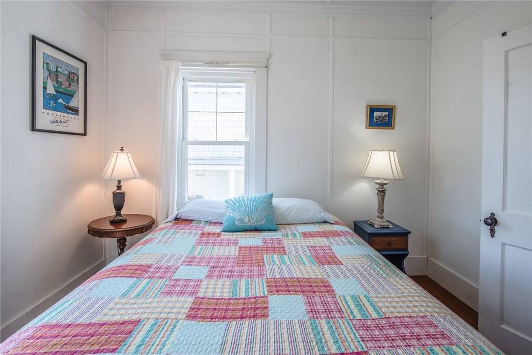 2 Elizabeth Road Narragansett, RI 02882 - Photo 23 of 38 First Floor Bedroom