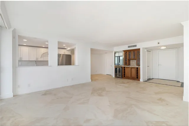 $799,000 | 3590 South Ocean Boulevard, Unit 908, South Palm Beach, FL 33480