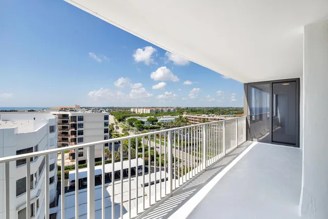 $799,000 | 3590 South Ocean Boulevard, Unit 908, South Palm Beach, FL 33480
