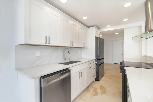 $799,000 | 3590 South Ocean Boulevard, Unit 908, South Palm Beach, FL 33480