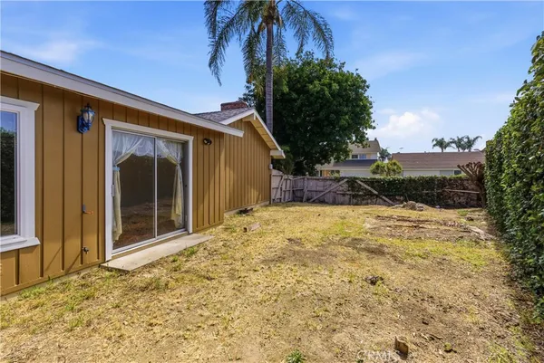 $1,050,000 | 1801 North Glenview Avenue, Anaheim, CA 92807