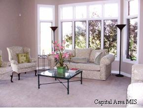 4409 Blackwolf Road Springfield, IL 62711 - Photo 4 of 9
