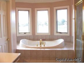 4409 Blackwolf Road Springfield, IL 62711 - Photo 6 of 9