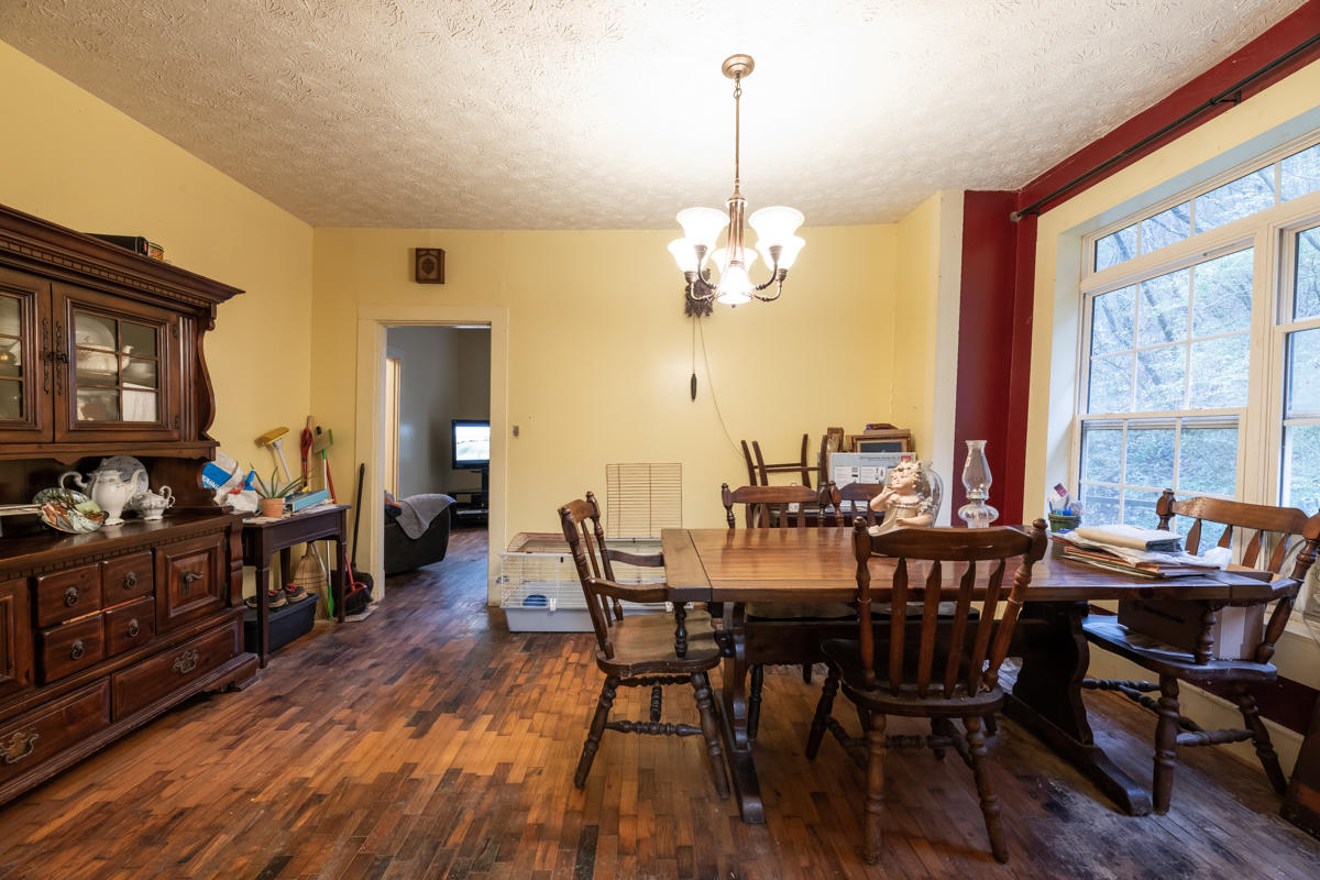 659 Lane Hollow Road Sevierville, TN 37876 - Photo 8 of 12 659-Lane-Hollow-Rd-Sevierville-TN-6