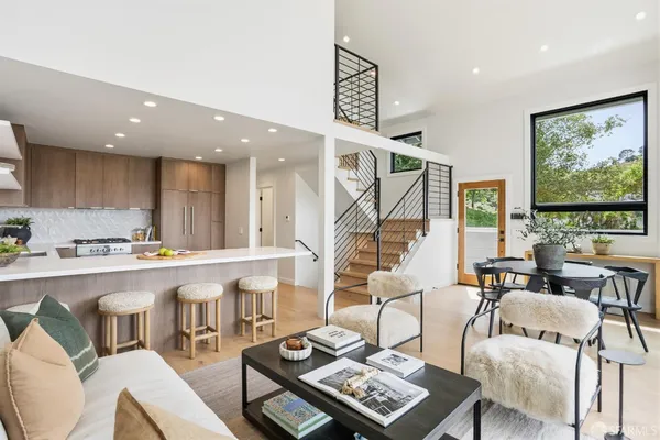 $2,195,000 | 126 Mullen Avenue, San Francisco, CA 94110