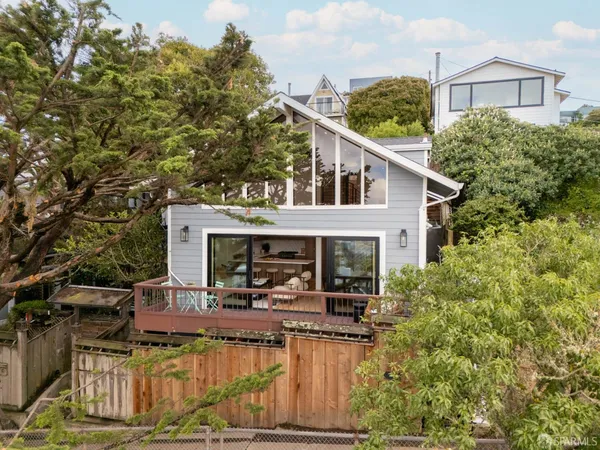$2,195,000 | 126 Mullen Avenue, San Francisco, CA 94110