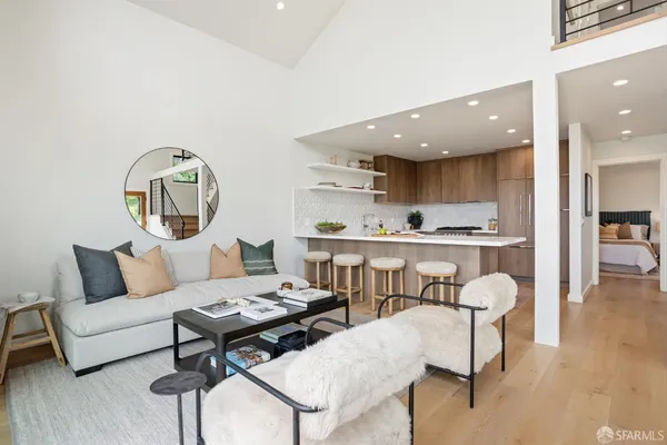 $2,195,000 | 126 Mullen Avenue, San Francisco, CA 94110