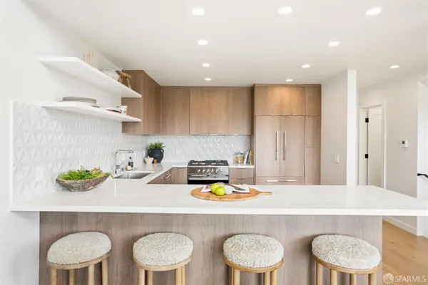 $2,195,000 | 126 Mullen Avenue, San Francisco, CA 94110