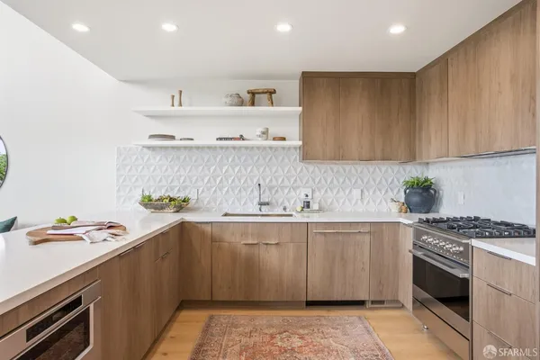 $2,195,000 | 126 Mullen Avenue, San Francisco, CA 94110