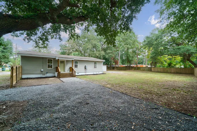 $374,999 | 1209 Palm Street, Hanahan, SC 29410
