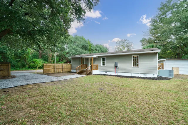 $374,999 | 1209 Palm Street, Hanahan, SC 29410