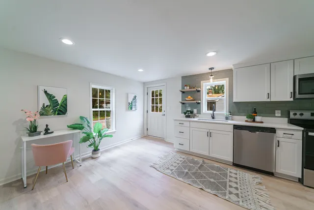 $374,999 | 1209 Palm Street, Hanahan, SC 29410