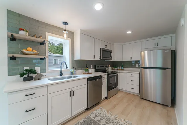 $374,999 | 1209 Palm Street, Hanahan, SC 29410