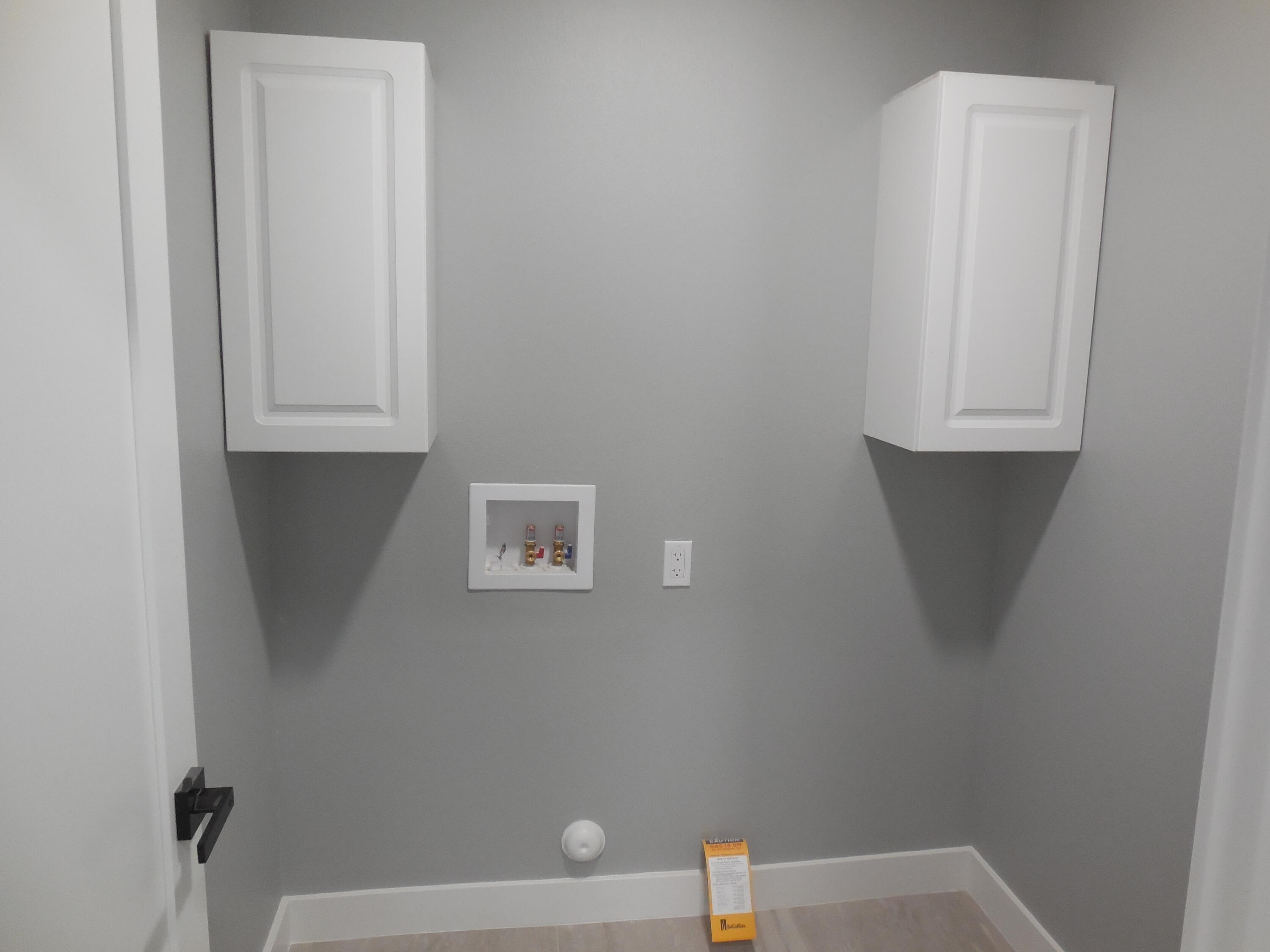 83389 Calypso Circle Indio, CA 92201 - Photo 27 of 45 a bathroom with a bathtub