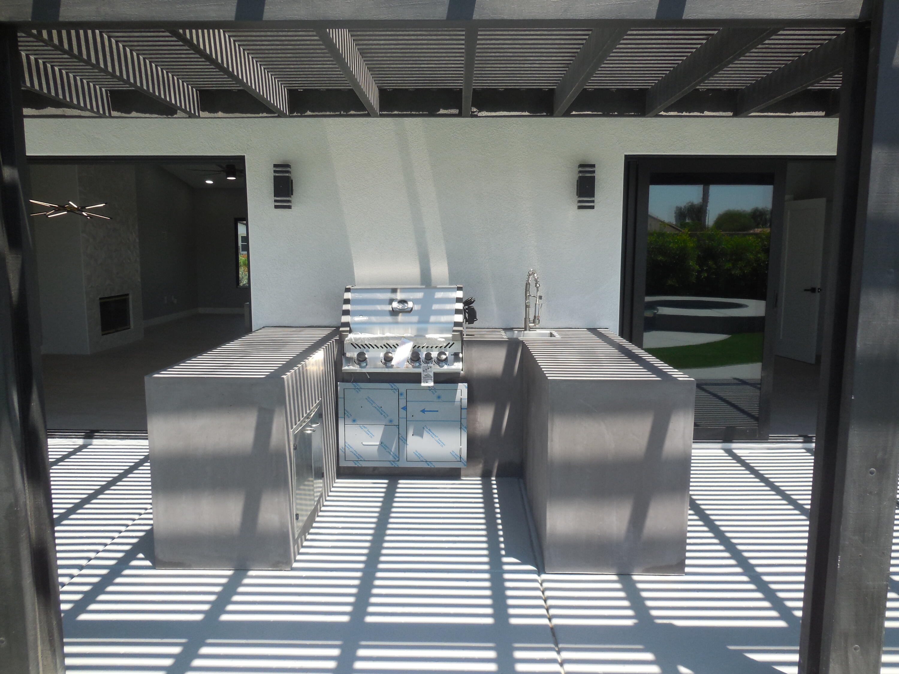 83389 Calypso Circle Indio, CA 92201 - Photo 36 of 45 a kitchen with a sink and breakfast area